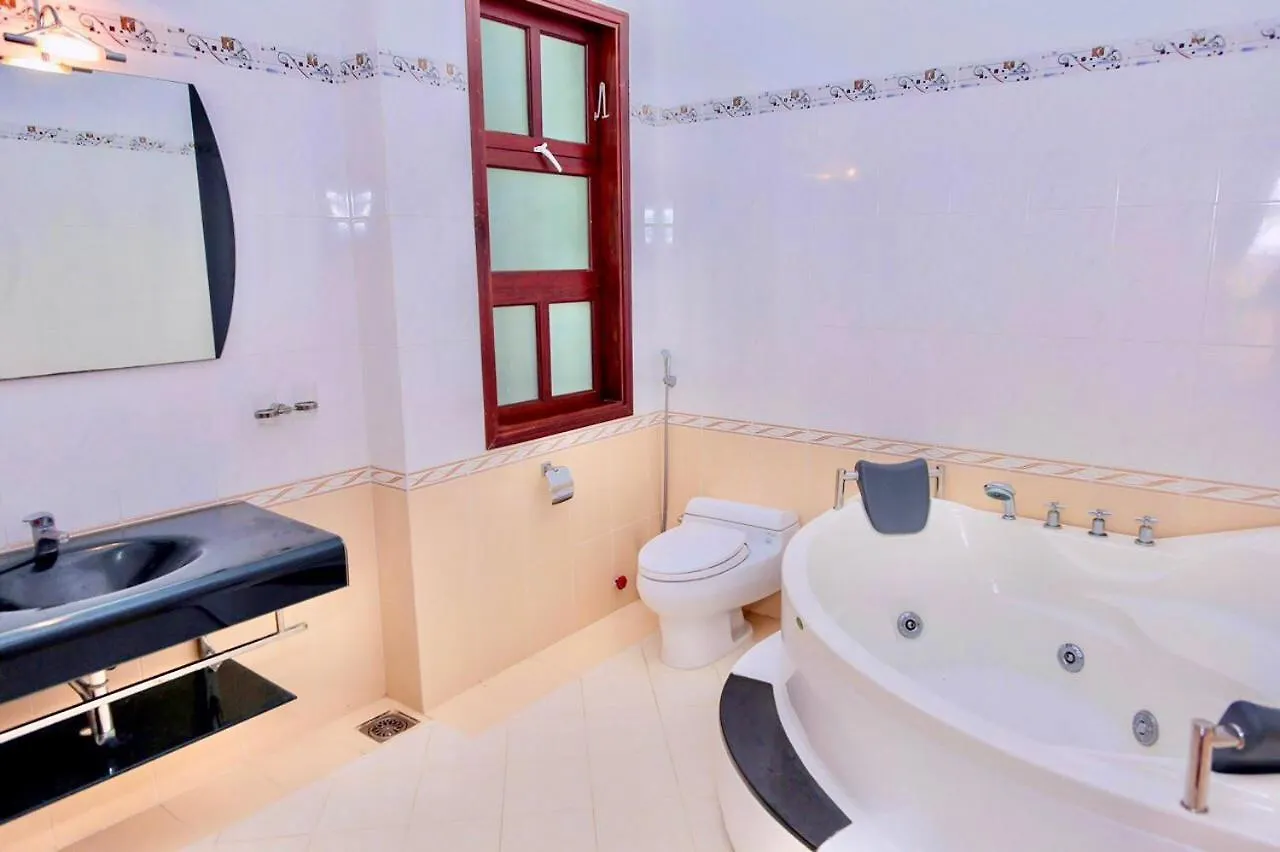 Villa Duc Hoang Ho Boi Cot Co Bai Sau Xanh Vung Tau